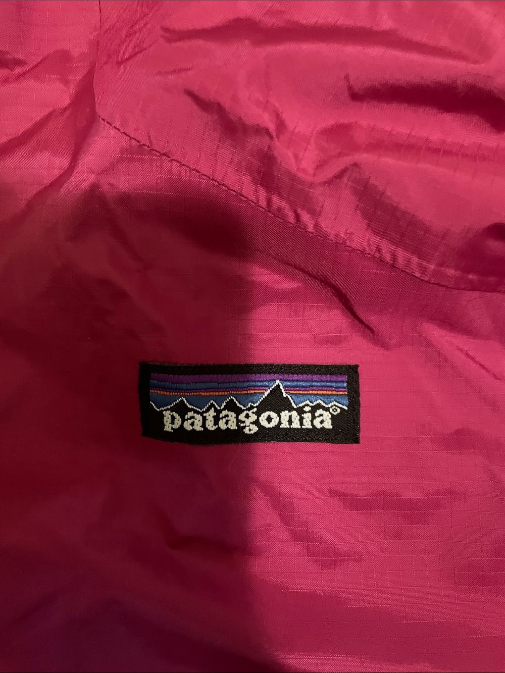 Patagonia Women's Raspberry Hooded Rain Shell Jacket - Picture 2 of 5